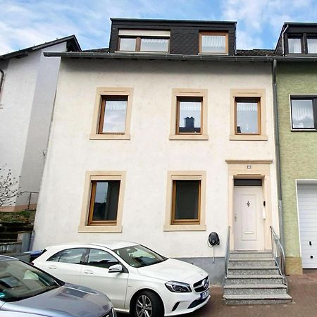 Zentrale Ferienwohnung Trier-Euren Mit Heimkino, Kueche, Wallbox & Kostenlose Fahrraeder 外观 照片