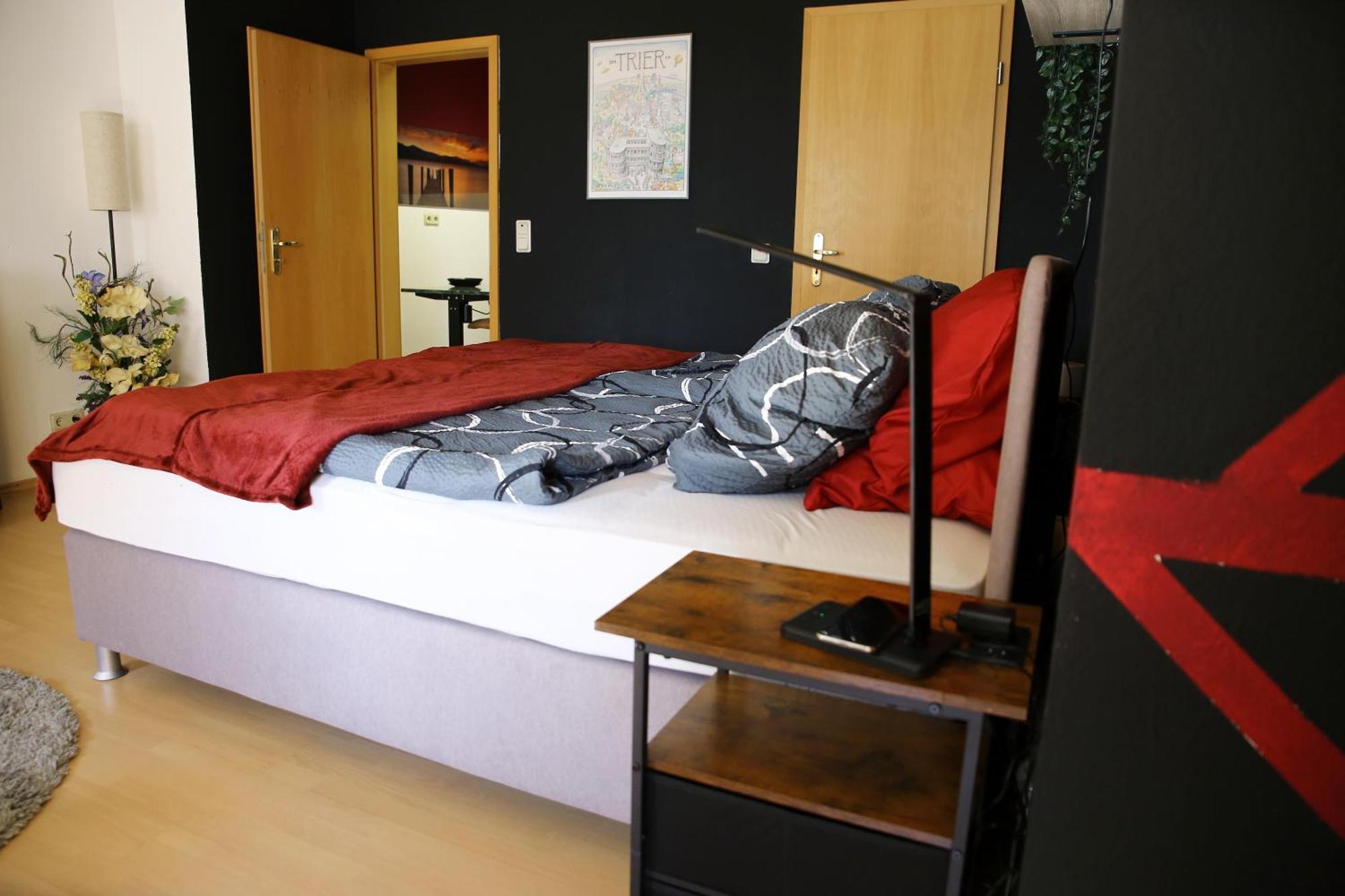 Zentrale Ferienwohnung Trier-Euren Mit Heimkino, Kueche, Wallbox & Kostenlose Fahrraeder 外观 照片