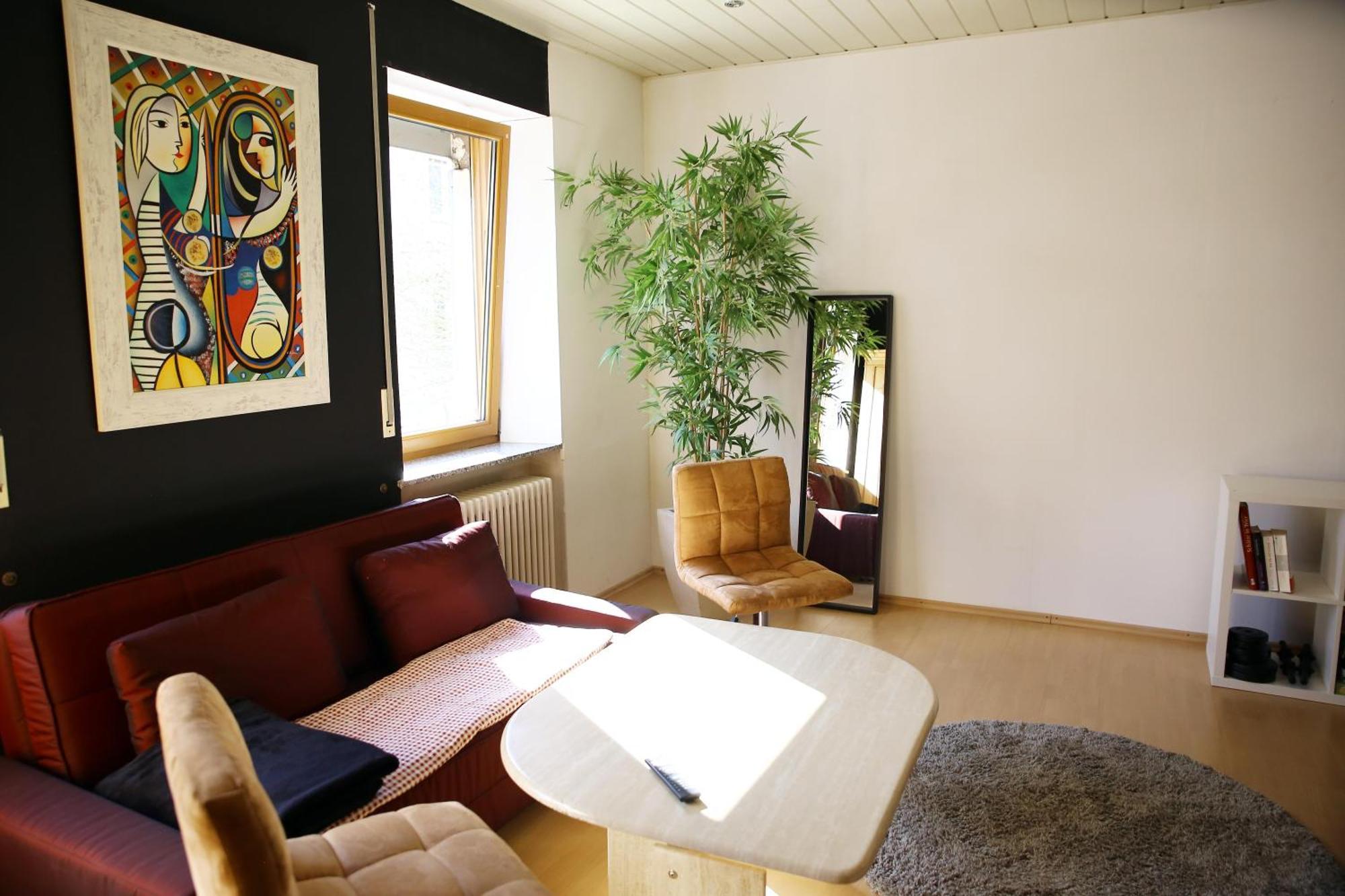 Zentrale Ferienwohnung Trier-Euren Mit Heimkino, Kueche, Wallbox & Kostenlose Fahrraeder 外观 照片